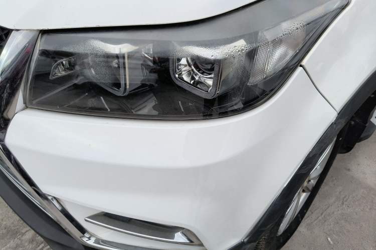 Used HYOSOW S3 2016 S3L 1.5L Manual Premium Edition Left Front Headlight