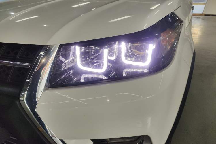 Used HYOSOW S3 2016 S3L 1.5L Manual Prestige Edition Left Front Headlight