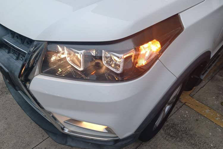 Used HYOSOW S3 2016 S3L 1.5L Manual Prestige Edition Left Front Headlight