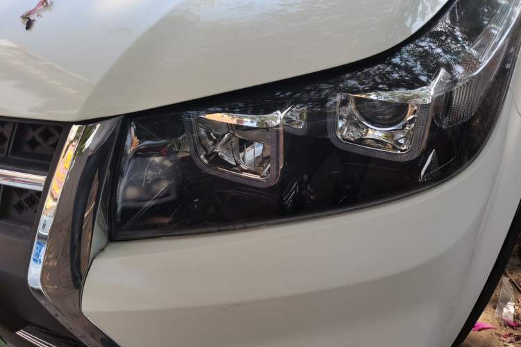 Used HYOSOW S3 2016 S3L 1.5L Manual Premium Edition Left Front Headlight