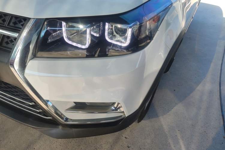 Used HYOSOW S3 2016 S3L 1.5L Manual Premium Edition Left Front Headlight