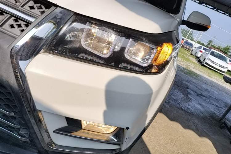 Used HYOSOW S3 2016 S3L 1.5L Manual Prestige Edition Left Front Headlight