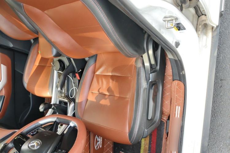 Used HYOSOW S3 2016 S3L 1.5L Manual Premium Edition Left Front Seat
