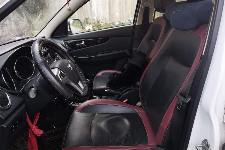 Used HYOSOW S3 2016 1.5L Manual Luxury Edition China IV Emission Standard Left Front Seat