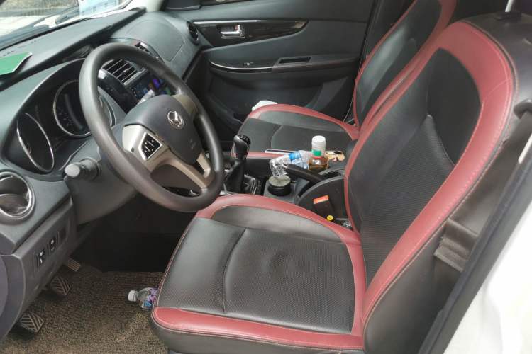 Used HYOSOW S3 2016 1.5L Manual Comfort Version China IV Emission Standard Left Front Seat