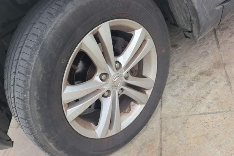 Used HYOSOW S3 2016 1.5L Manual Luxury Model China V Standard Left Front Wheel Hub
