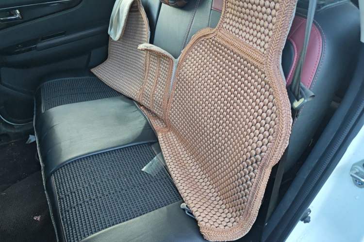 Used HYOSOW S3 2016 1.5L Manual Comfort Version China V Left Rear Seat