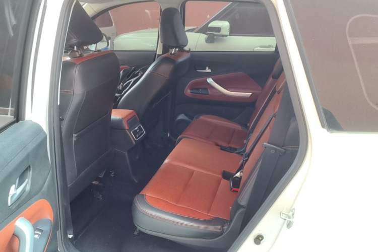 Used HYOSOW S3 2016 S3L 1.5L Manual Premium Edition Left Rear Seat