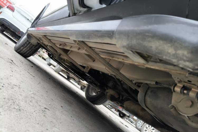 Used HYOSOW S3 2016 S3L 1.5L Manual Premium Edition Left Side Sill