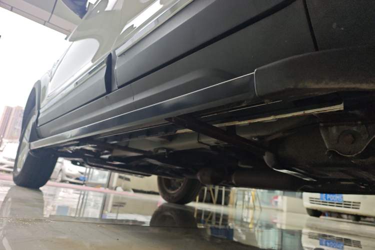 Used HYOSOW S3 2016 S3L 1.5L Manual Prestige Edition Left Side Sill