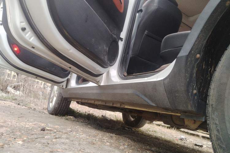 Used HYOSOW S3 2016 S3L 1.5L Manual Prestige Edition Left Side Sill