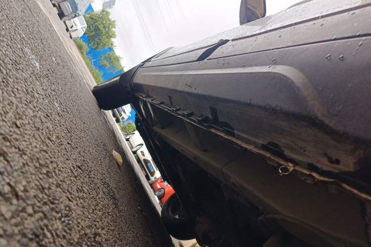 Used HYOSOW S3 2016 S3L 1.5L Manual Prestige Edition Left Side Sill
