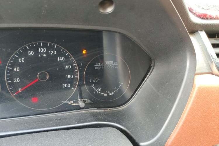 Used HYOSOW S3 2016 S3L 1.5L Manual Premium Edition Odometer Close Up