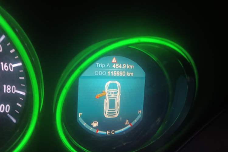 Used HYOSOW S3 2016 S3L 1.5L Manual Prestige Edition Odometer Close Up