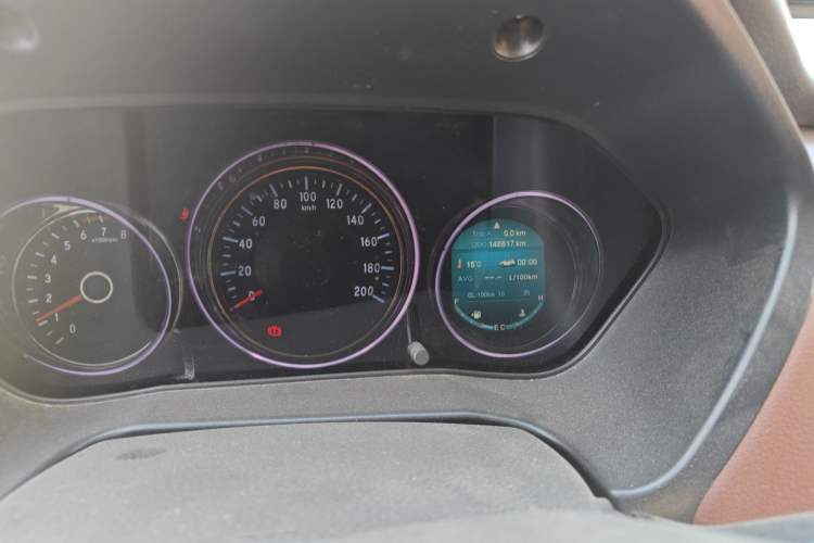 Used HYOSOW S3 2016 S3L 1.5L Manual Prestige Edition Odometer Close Up