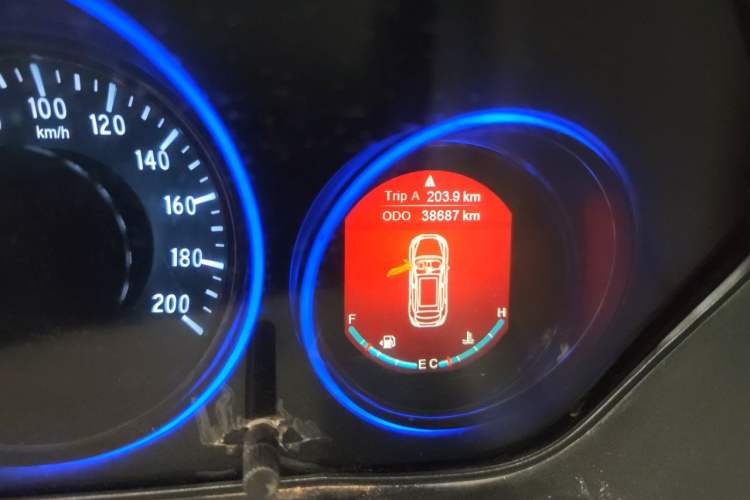 Used HYOSOW S3 2016 S3L 1.5L Manual Prestige Edition Odometer Close Up