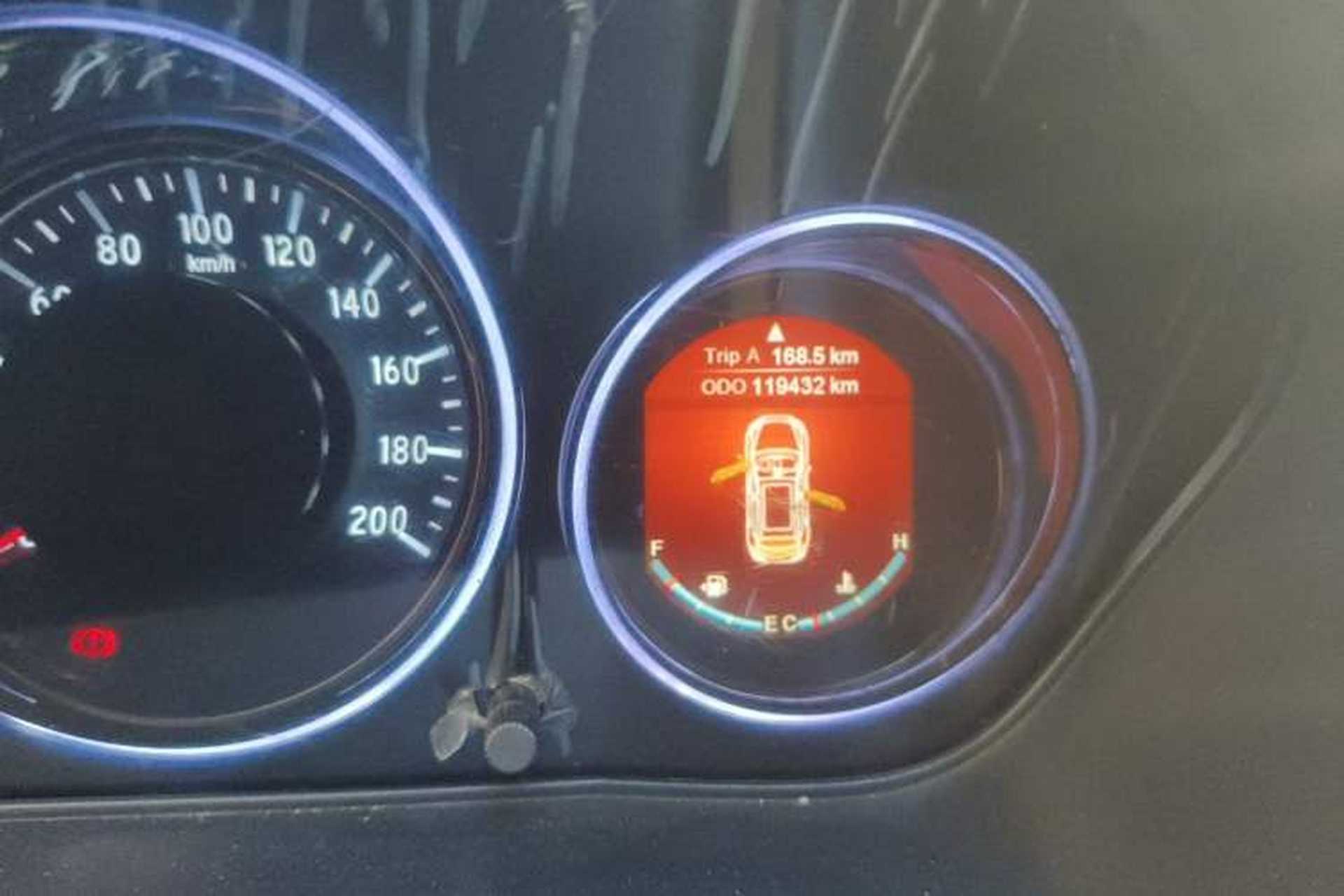 Used HYOSOW S3 2016 S3L 1.5L Manual Premium Edition Odometer Close Up