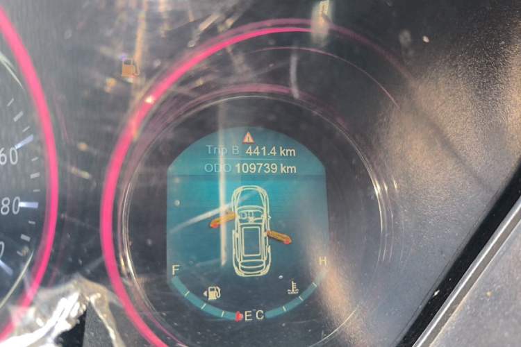 Used HYOSOW S3 2016 S3L 1.5L Manual Prestige Edition Odometer Close Up