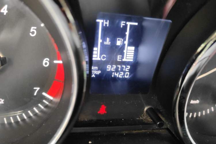Used HYOSOW S3 2016 1.5L Manual Luxury Edition China IV Emission Standard Odometer Close Up