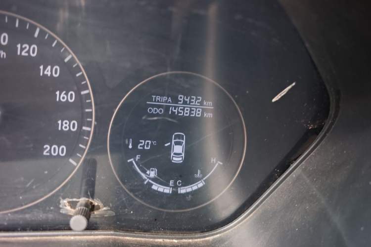 Used HYOSOW S3 2016 S3L 1.5L Manual Premium Edition Odometer Close Up
