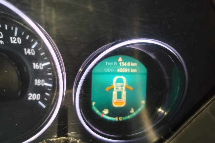 Used HYOSOW S3 2016 S3L 1.5L Manual Prestige Edition Odometer Close Up