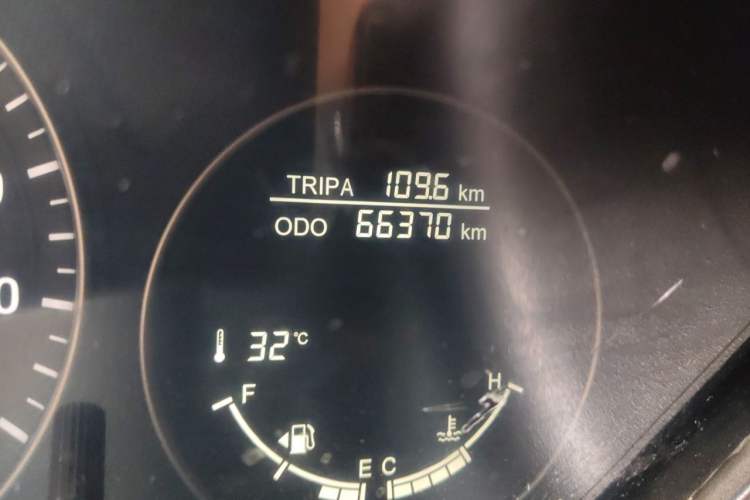 Used HYOSOW S3 2016 S3L 1.5L Manual Premium Edition Odometer Close Up