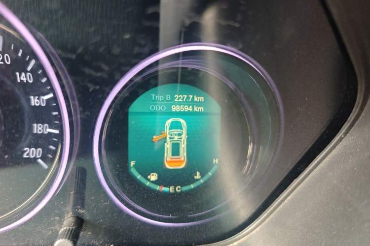 Used HYOSOW S3 2016 S3L 1.5L Manual Prestige Edition Odometer Close Up