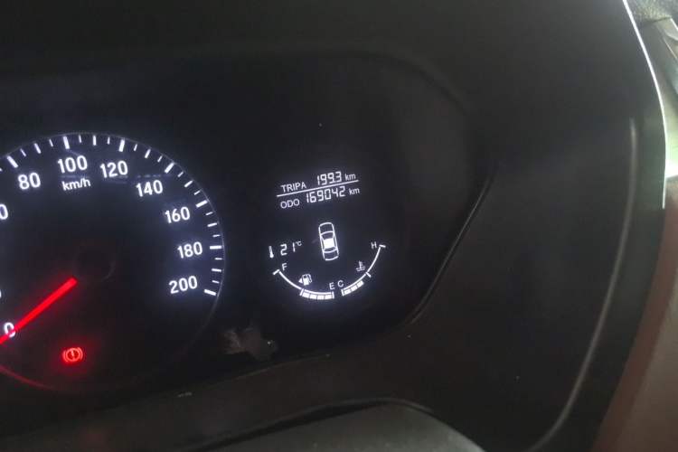 Used HYOSOW S3 2016 S3L 1.5L Manual Premium Edition Odometer Close Up