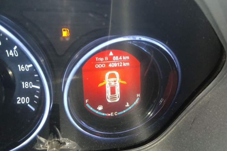 Used HYOSOW S3 2016 S3L 1.5L Manual Prestige Edition Odometer Close Up