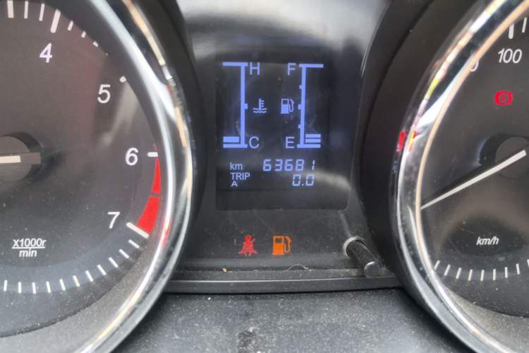 Used HYOSOW S3 2016 1.5L Manual Comfort Version China V Odometer Close Up