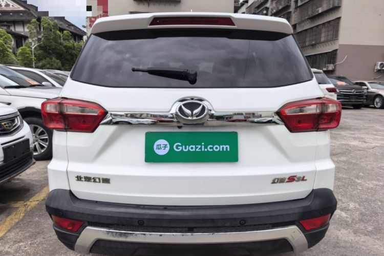 Used HYOSOW S3 2016 S3L 1.5L Manual Prestige Edition Rear