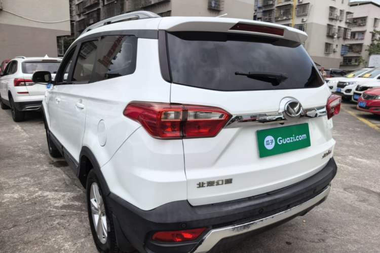 Used HYOSOW S3 2016 S3L 1.5L Manual Prestige Edition Rear Left 45 Deg