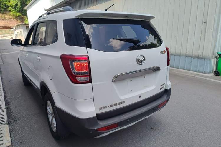 Used HYOSOW S3 2016 1.5L Manual Comfort Version China IV Emission Standard Rear Left 45 Deg