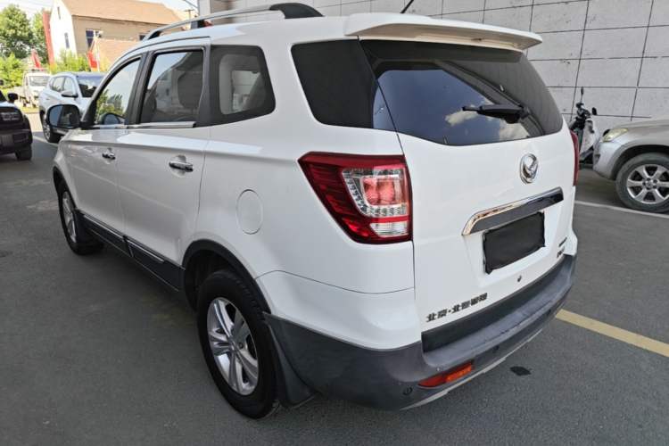 Used HYOSOW S3 2016 1.5L Manual Luxury Edition China IV Emission Standard Rear Left 45 Deg