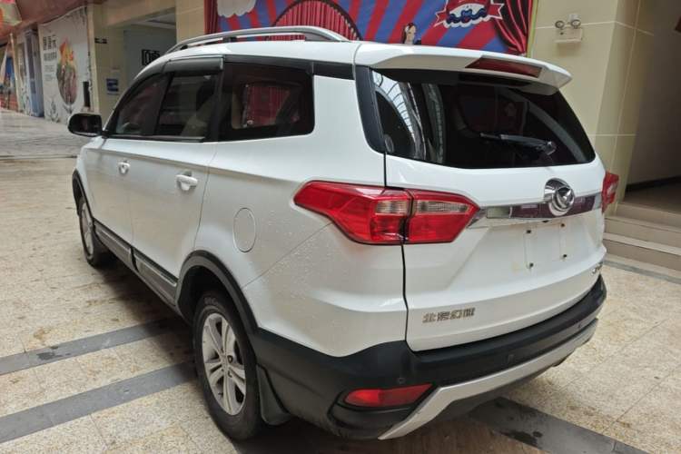 Used HYOSOW S3 2016 S3L 1.5L Manual Prestige Edition Rear Left 45 Deg
