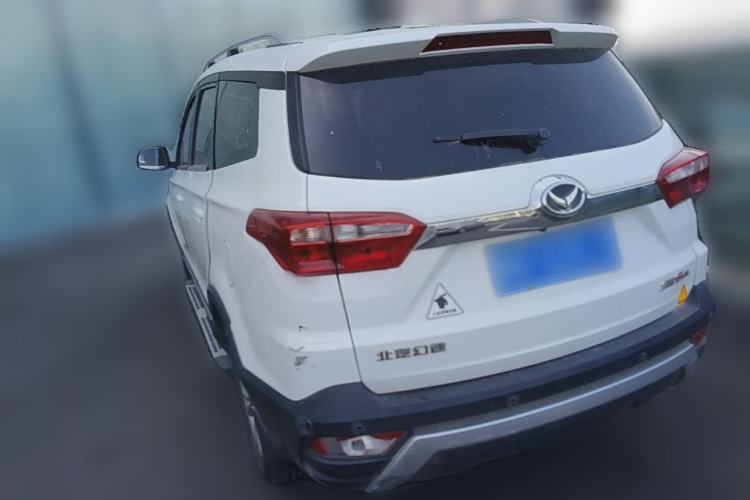 Used HYOSOW S3 2016 S3L 1.5L Manual Prestige Edition Rear Left 45 Deg