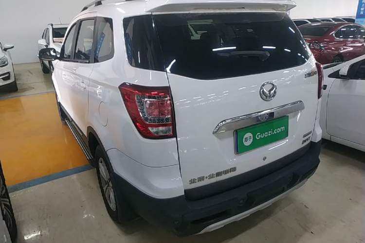 Used HYOSOW S3 2016 1.5L Manual Comfort Version China IV Emission Standard Rear Left 45 Deg