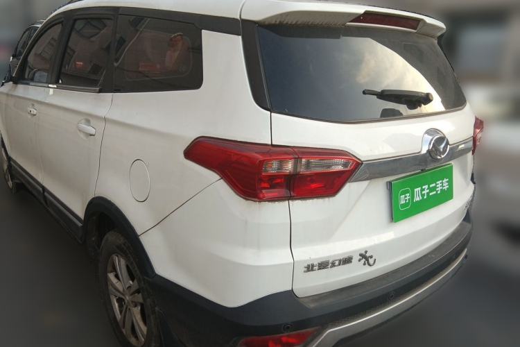 Used HYOSOW S3 2016 S3L 1.5L Manual Prestige Edition Rear Left 45 Deg