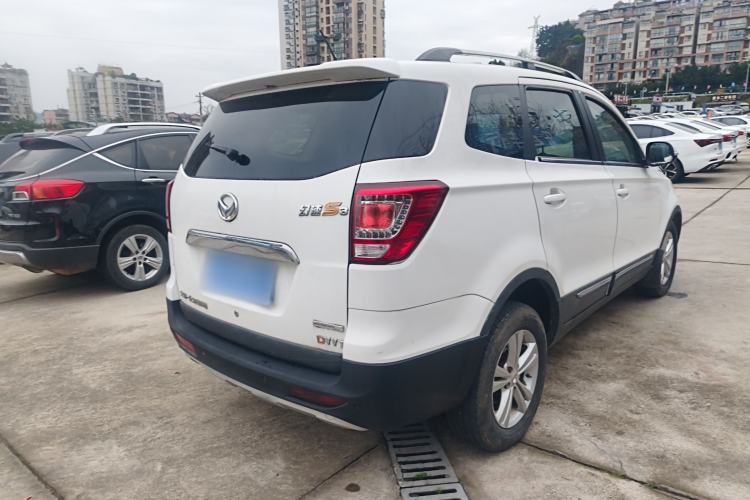 Used HYOSOW S3 2016 1.5L Manual Comfort Version China IV Emission Standard Rear Right 45 Deg