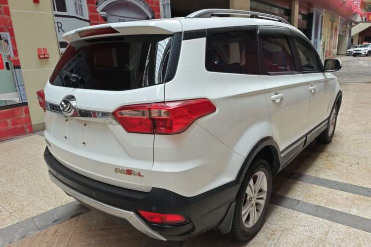 Used HYOSOW S3 2016 S3L 1.5L Manual Prestige Edition Rear Right 45 Deg
