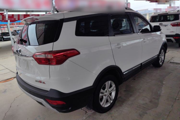 Used HYOSOW S3 2016 S3L 1.5L Manual Prestige Edition Rear Right 45 Deg