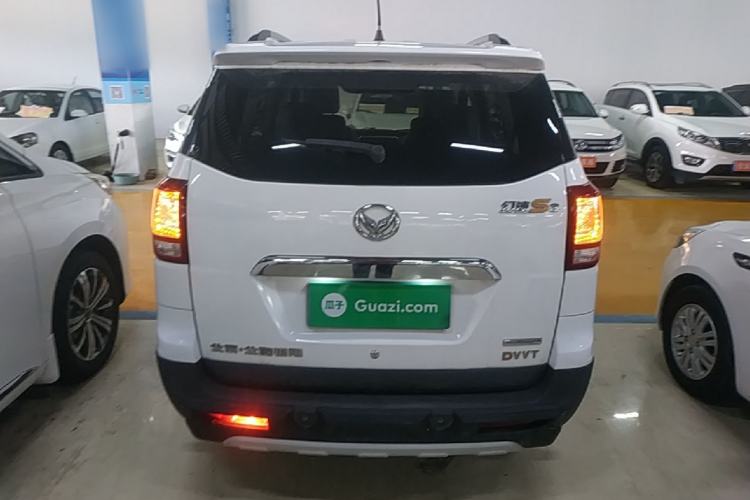 Used HYOSOW S3 2016 1.5L Manual Comfort Version China IV Emission Standard Rear