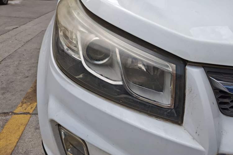 Used HYOSOW S3 2016 1.5L Manual Luxury Model China V Standard Right Front Headlight