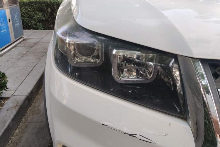 Used HYOSOW S3 2016 S3L 1.5L Manual Premium Edition Right Front Headlight