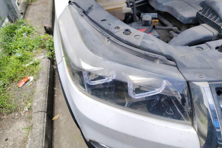 Used HYOSOW S3 2016 S3L 1.5L Manual Prestige Edition Right Front Headlight