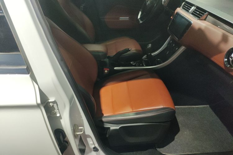 Used HYOSOW S3 2016 S3L 1.5L Manual Prestige Edition Right Front Seat
