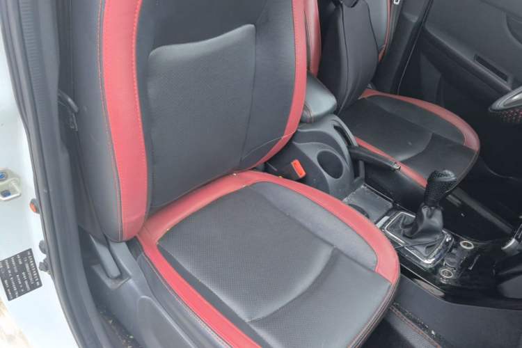 Used HYOSOW S3 2016 1.5L Manual Luxury Model China V Standard Right Front Seat