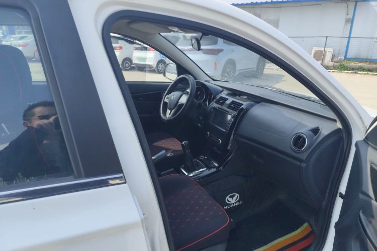 Used HYOSOW S3 2016 1.5L Manual Luxury Edition China IV Emission Standard Right Front Seat