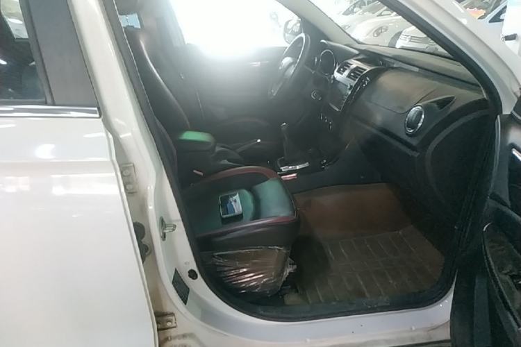 Used HYOSOW S3 2016 1.5L Manual Comfort Version China IV Emission Standard Right Front Seat