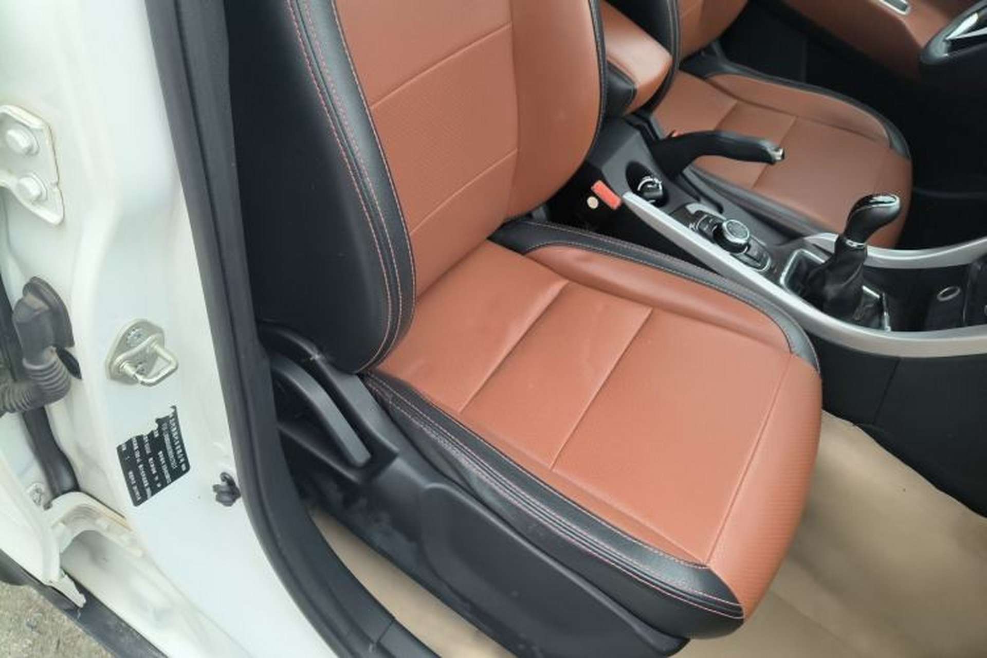 Used HYOSOW S3 2016 S3L 1.5L Manual Prestige Edition Right Front Seat